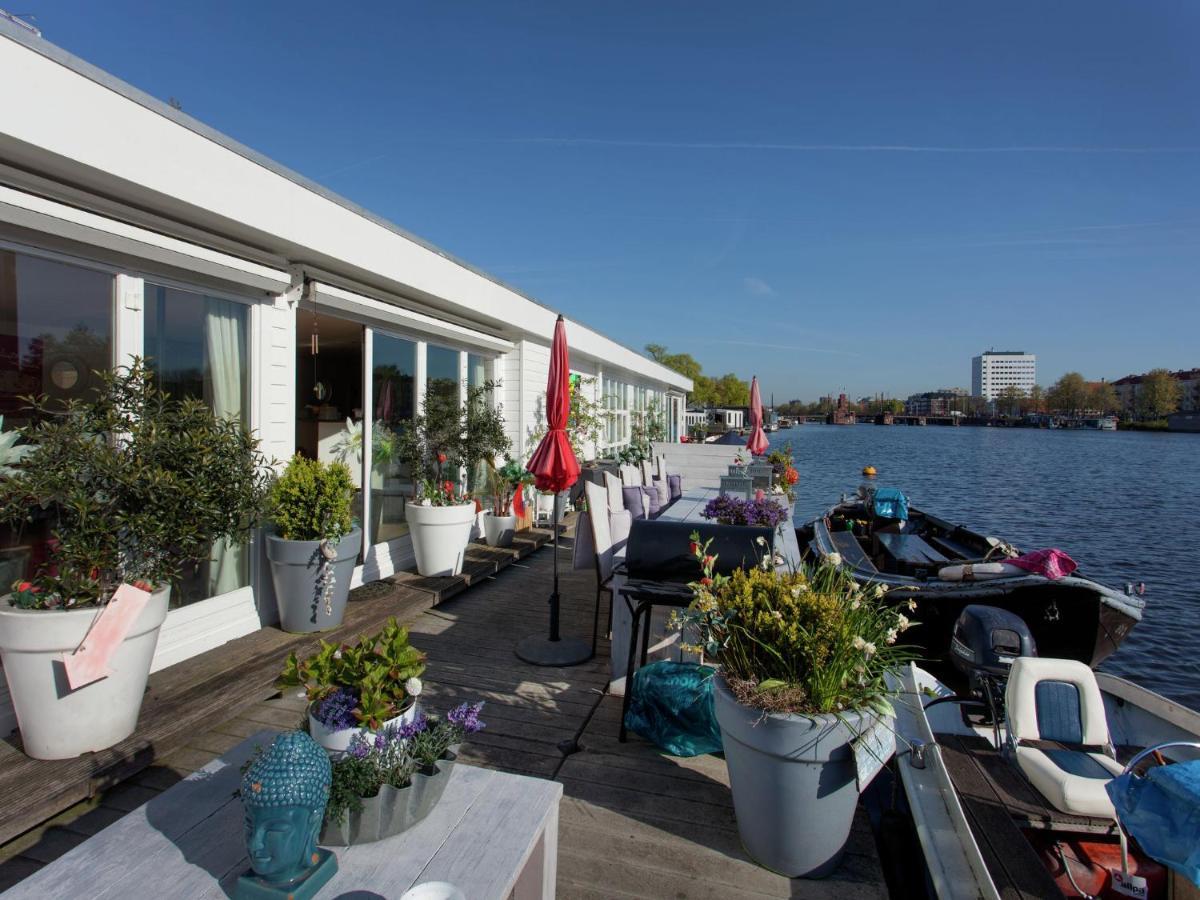 Modern Houseboat Apartment In Amsterdam With Terrace Exterior photo