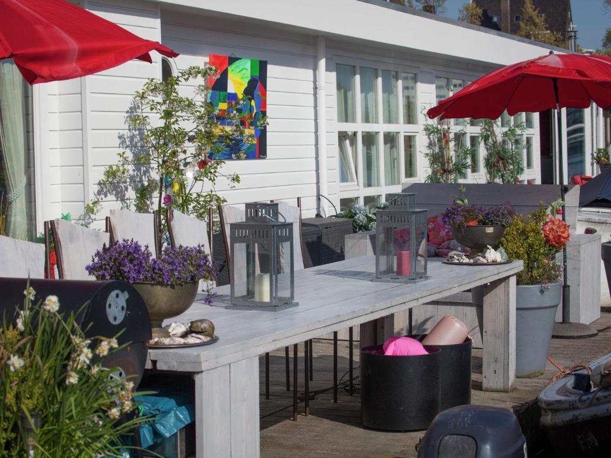 Modern Houseboat Apartment In Amsterdam With Terrace Exterior photo