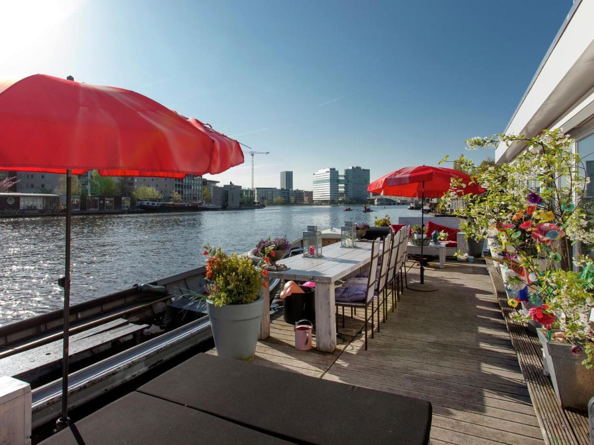 Modern Houseboat Apartment In Amsterdam With Terrace Exterior photo